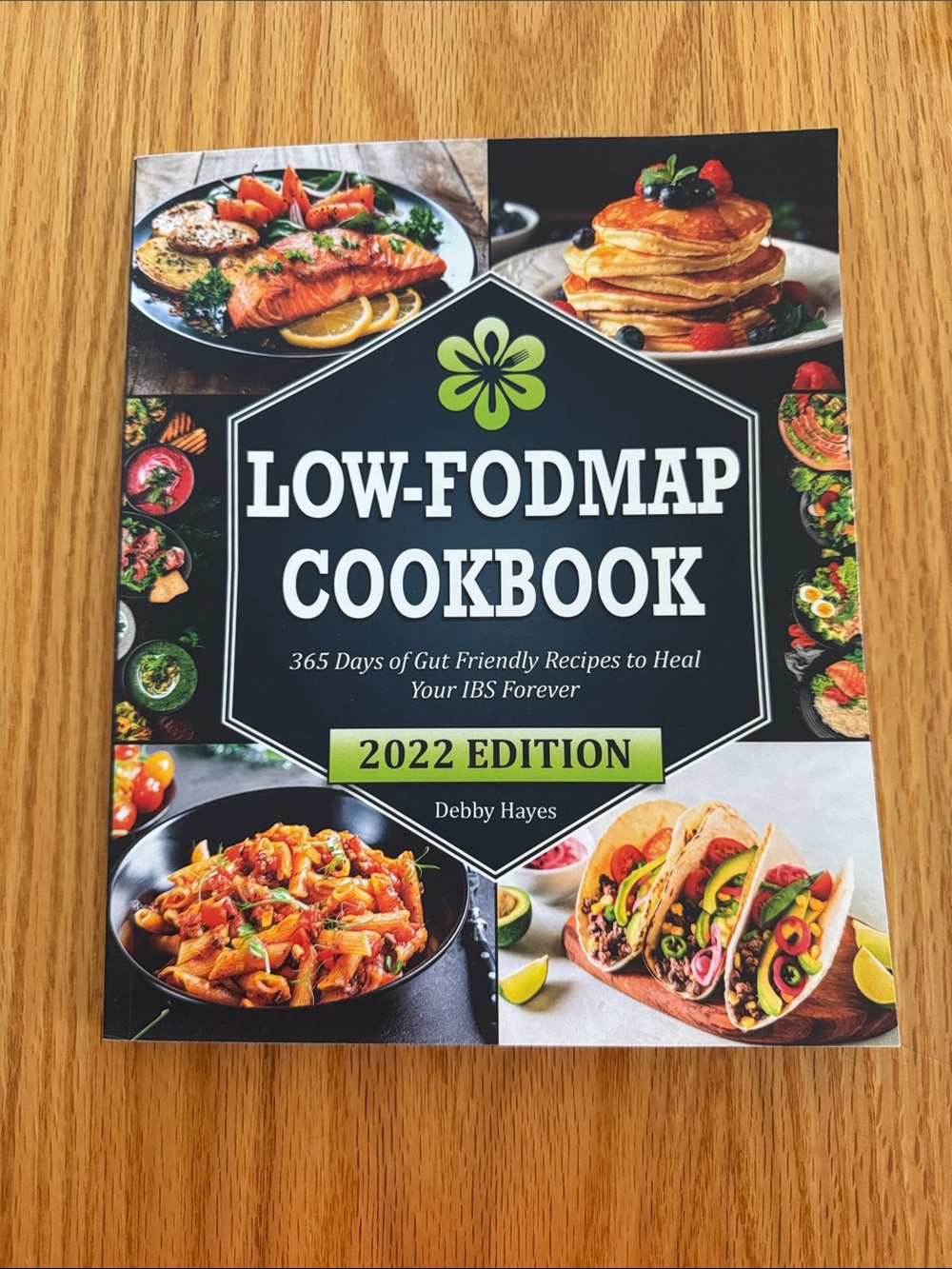 Low-FODMAP Cookbook 2022 Edition - - Black/Cream Cover